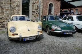 Porsche 356 C Coupé/Citroen DS